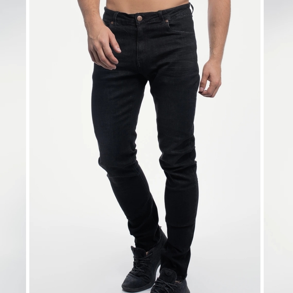 Barbell  ATHLETIC CHINO BLACK